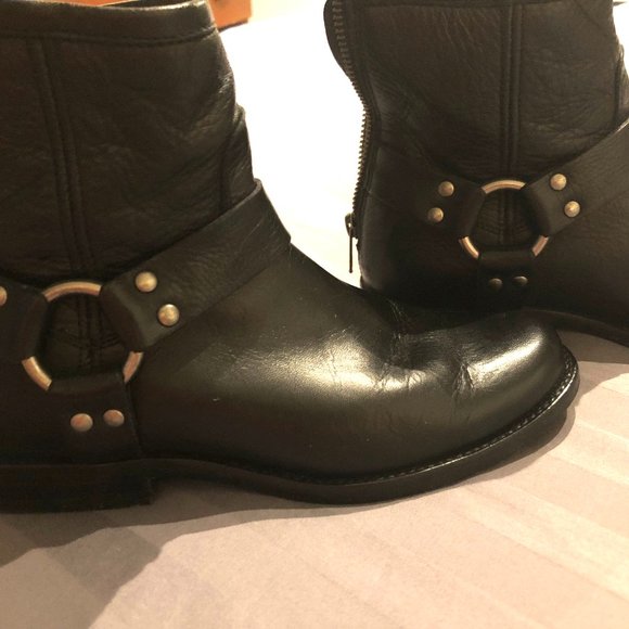 FRYE PHILLIP HARNESS Blk. Sz. 6 - Picture 1 of 16